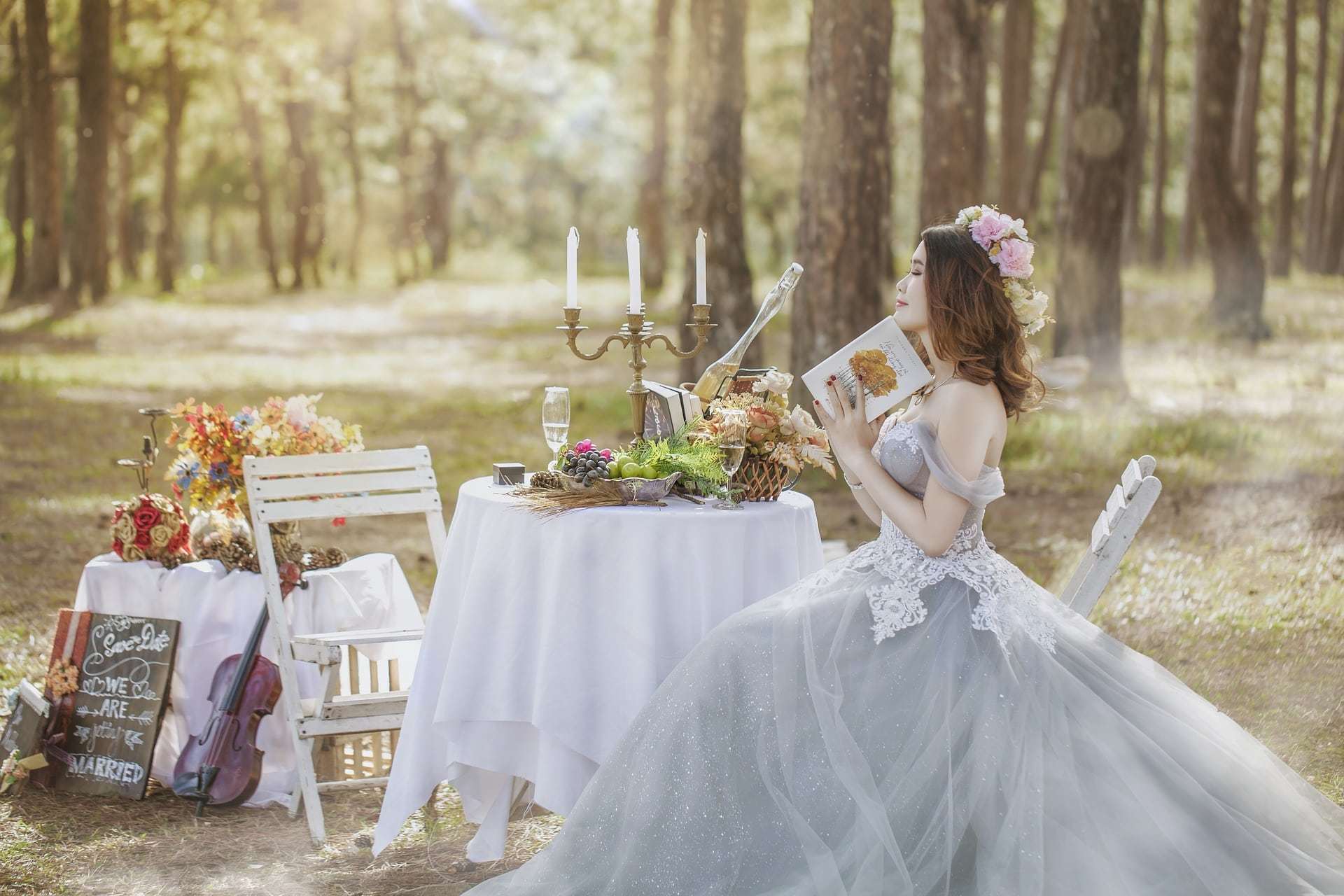 The Ultimate Guide to Choosing Vendors Needed for a Wedding - Hero